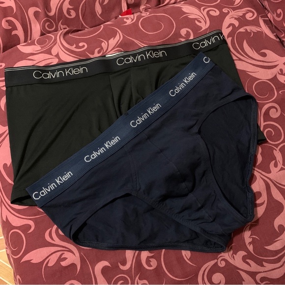 2 Calvin Klein underwear - Picture 3 of 6